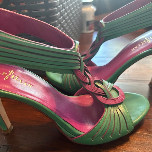 Cole Haan Vivian Twist designer heels - Picture 5 of 5